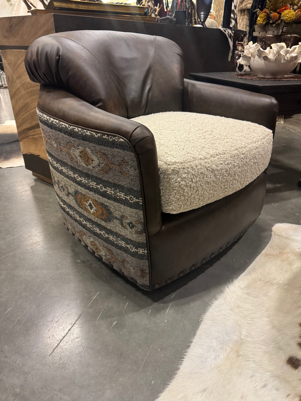 Madison Swivel Glider